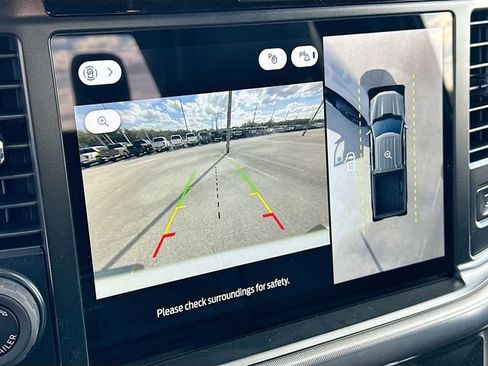 New 2025 Ford F150 Platinum w/ FX4 Off-Road Package AWD/4WD image 9
