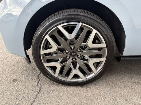 New 2026 Ford Expedition Platinum w/ Platinum Ultimate Package image 7