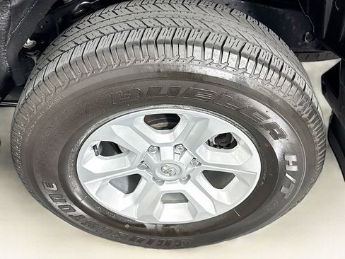 Used 2024 Toyota 4Runner SR5 image 31