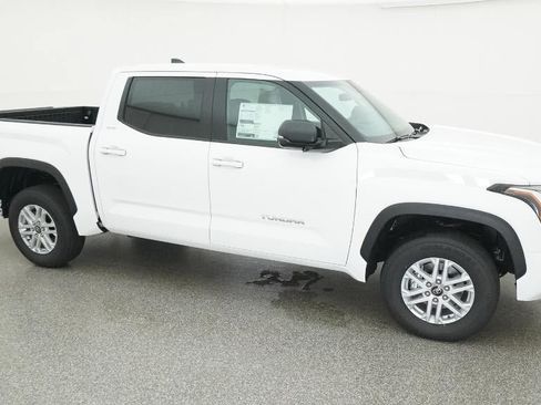 New 2026 Toyota Tundra SR5 AWD/4WD image 12