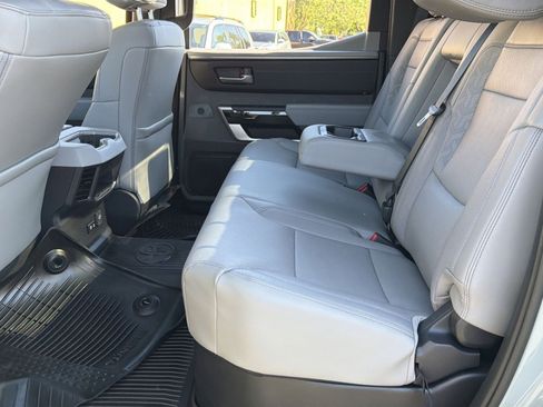 Used 2025 Toyota Tundra Limited AWD/4WD image 26