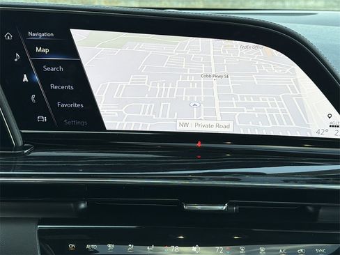 Certified 2022 Cadillac Escalade Sport image 31