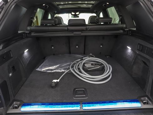 Used 2026 BMW X5 xDrive50e w/ M Sport Package image 23