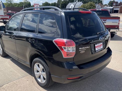 Used 2015 Subaru Forester 2.5i Premium w/ All-Weather Package AWD/4WD image 4