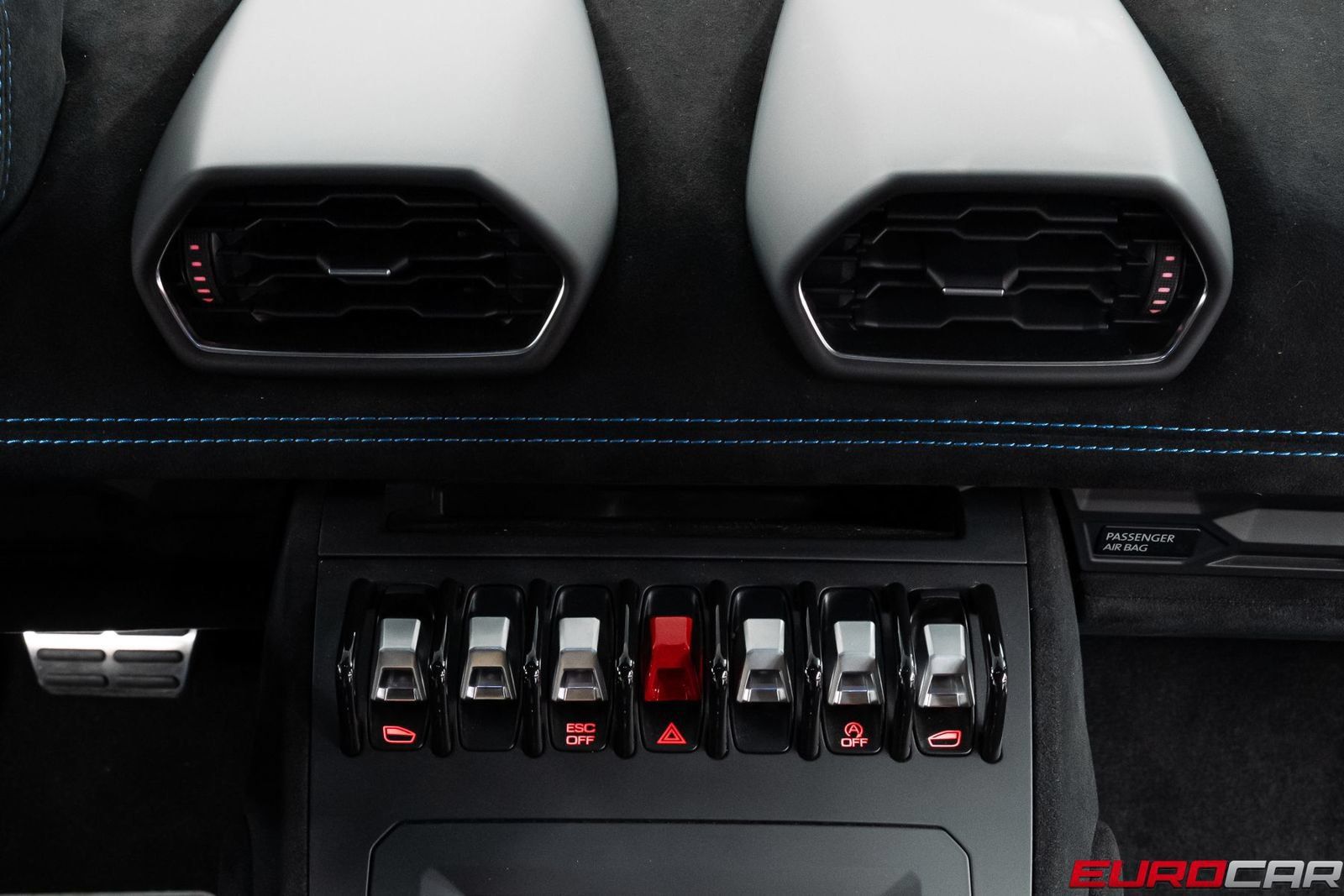 Used 2022 Lamborghini Huracan STO RWD image 36