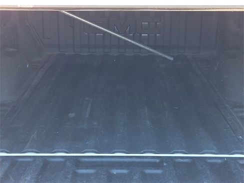 Used 2016 GMC Canyon SLT w/ Driver Alert Package image 11