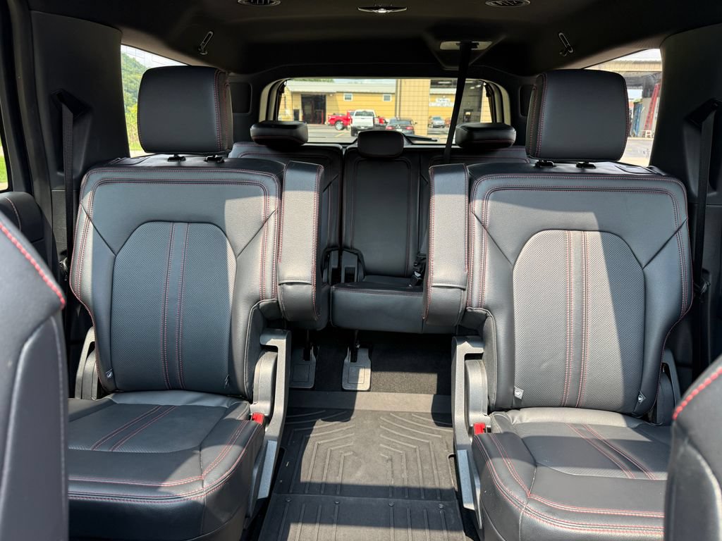 Used 2024 Ford Expedition Max Limited AWD/4WD image 27