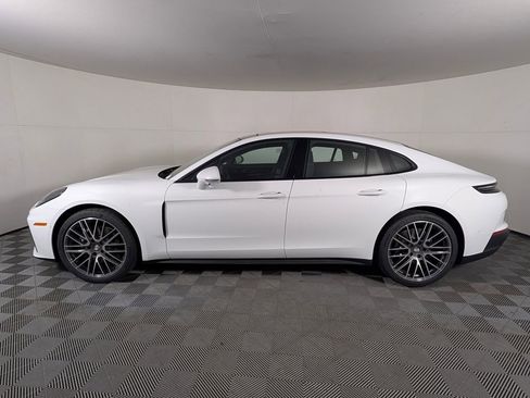 New 2026 Porsche Panamera RWD image 2