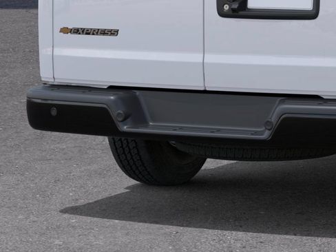 New 2026 Chevrolet Express 2500 w/ Driver Convenience Package RWD image 28