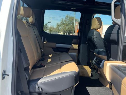 New 2025 Ford F350 Lariat w/ Lariat Ultimate Package AWD/4WD image 30