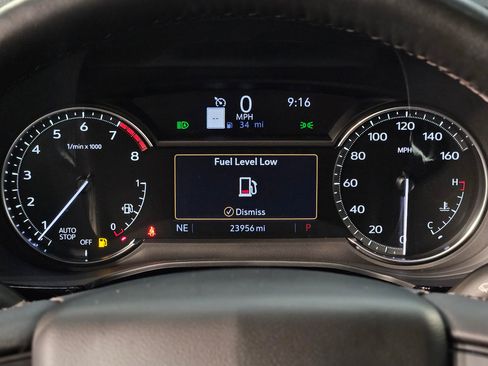 Used 2025 Cadillac XT6 Premium Luxury image 15