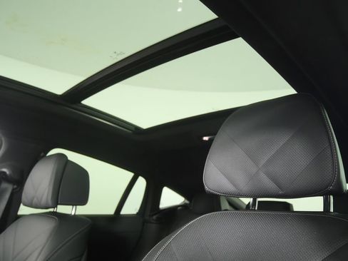 Used 2025 BMW X6 xDrive40i AWD/4WD image 11