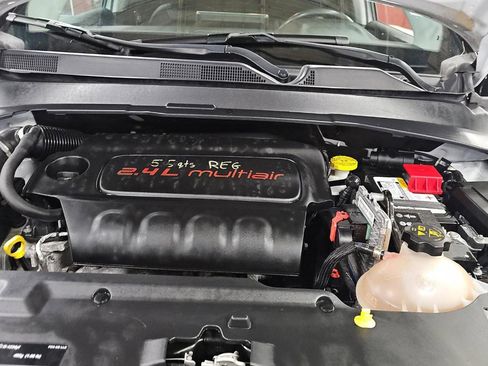 Used 2022 Jeep Compass Limited image 14