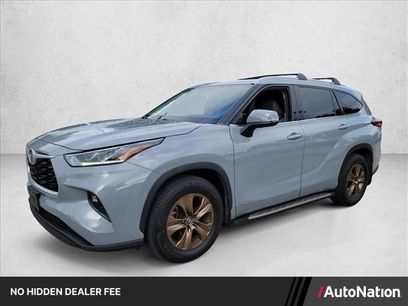Used 2022 Toyota Highlander Bronze Edition
