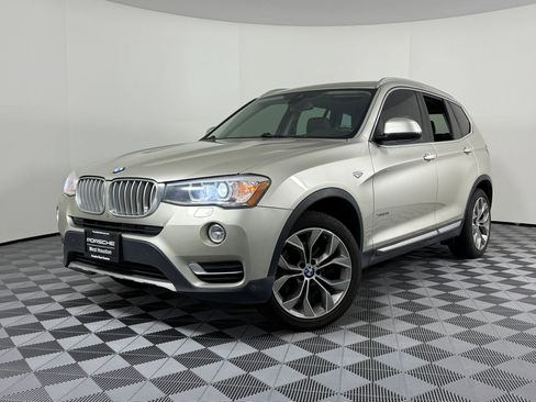 Used 2017 BMW X3 xDrive28i image 1
