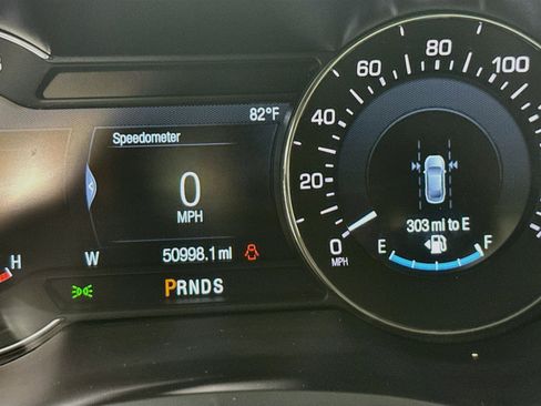 Used 2017 Lincoln MKZ Reserve w/ Technology Package FWD image 13