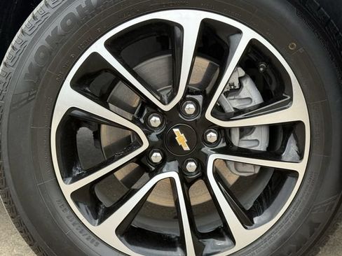 Certified 2024 Chevrolet TrailBlazer LT w/ LT Cold Weather Package FWD image 11