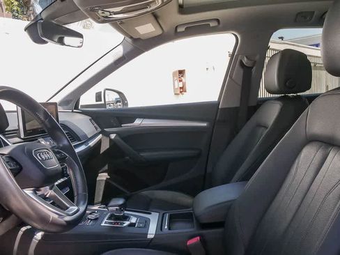Used 2018 Audi Q5 Prestige w/ Prestige Package AWD/4WD image 17