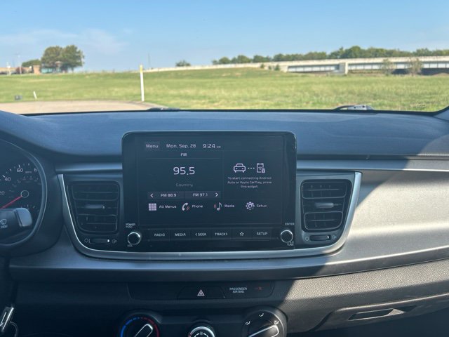 Used 2022 Kia Rio S FWD image 13