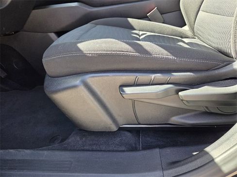 Certified 2025 Chevrolet Equinox LT image 26