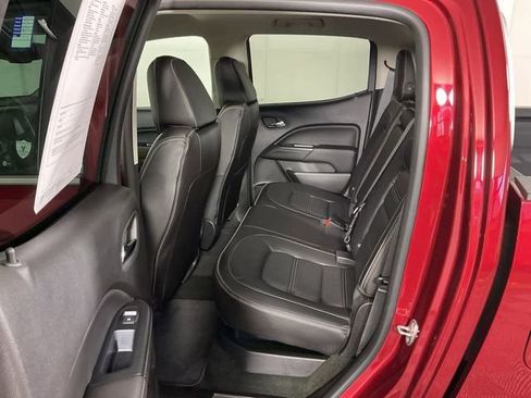 Used 2018 GMC Canyon Denali image 10