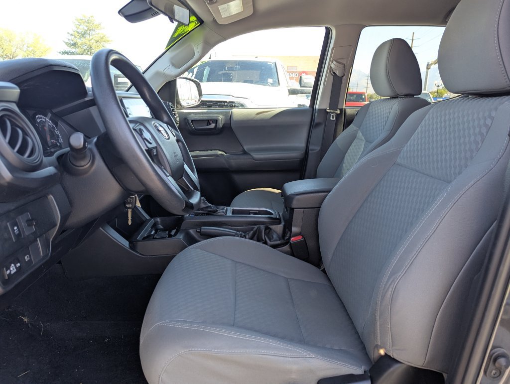 Used 2021 Toyota Tacoma SR AWD/4WD image 15