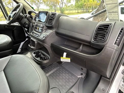 New 2024 RAM ProMaster 3500 w/ Convenience Group image 22