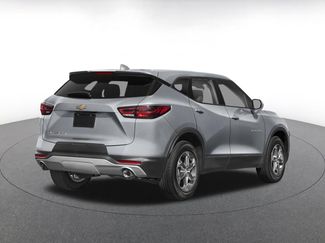 Used 2025 Chevrolet Blazer LT FWD video 2
