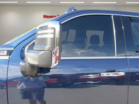 Used 2022 GMC Sierra 2500 Denali image 18