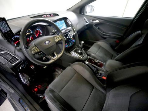 Used 2017 Ford Focus RS image 6