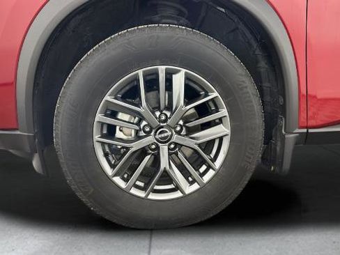 Certified 2025 Nissan Rogue S FWD image 2