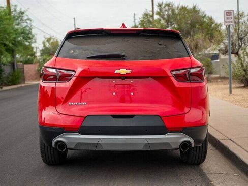 Used 2020 Chevrolet Blazer LT FWD image 4