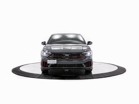 Used 2024 Volkswagen Jetta GLI 40th Anniversary Edition image 10