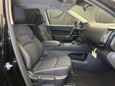 New 2026 Nissan Pathfinder SV AWD/4WD image 14