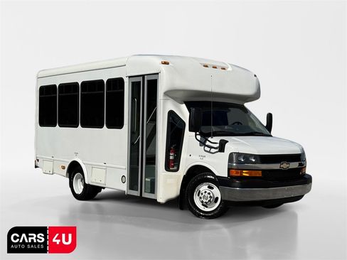 Used 2015 Chevrolet Express 3500 w/ Shuttle Bus Package image 1