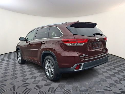 Used 2017 Toyota Highlander Limited w/ Protection Package #3 image 7