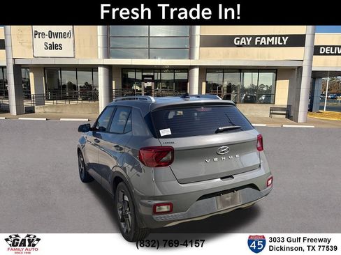 Used 2020 Hyundai Venue SEL w/ Convenience + Premium Package FWD image 7