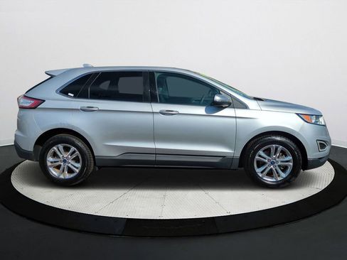 Used 2017 Ford Edge SEL w/ Equipment Group 201A image 3