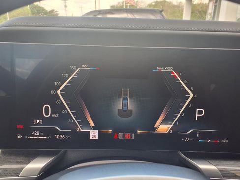 Used 2025 BMW 740i image 13