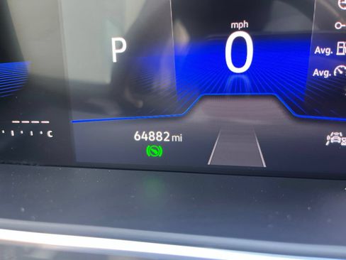 Certified 2023 Volkswagen Tiguan SE R-Line FWD image 20