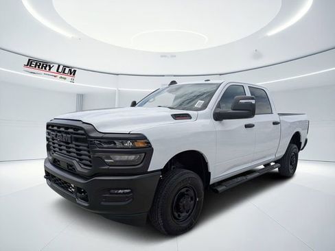 New 2026 RAM 2500 Tradesman AWD/4WD image 7