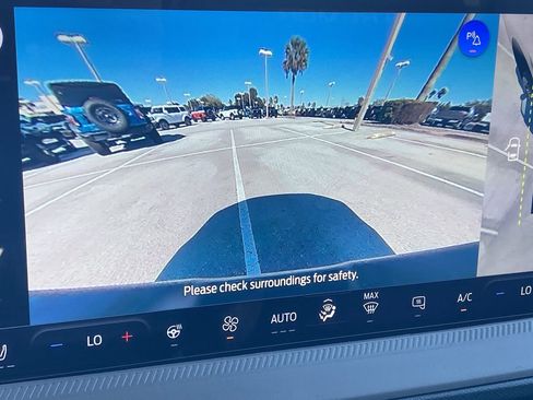 Used 2026 Ford Maverick Tremor AWD/4WD image 23
