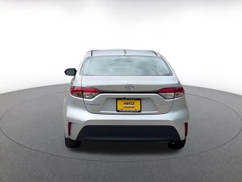 Used 2025 Toyota Corolla LE FWD image 12