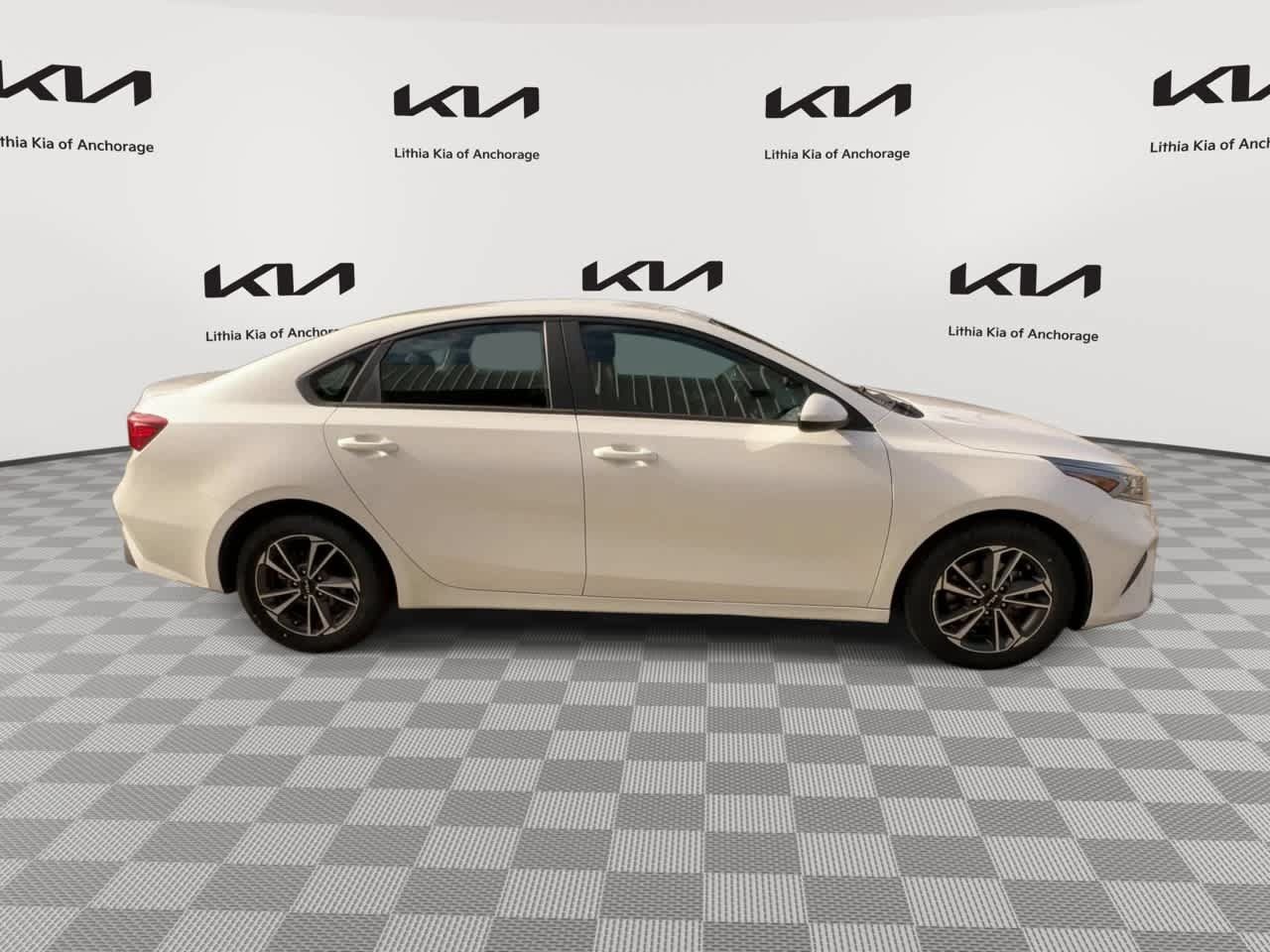 Certified 2023 Kia Forte LXS FWD image 5