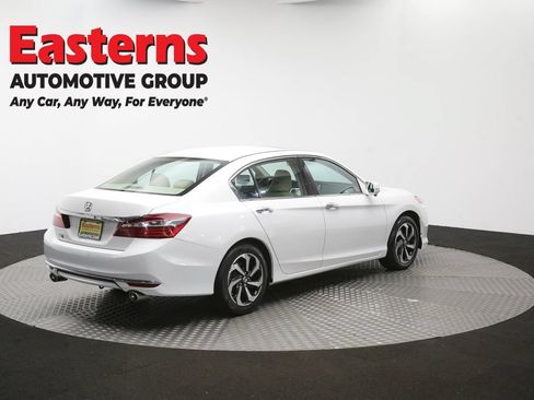 Used 2017 Honda Accord EX-L image 42