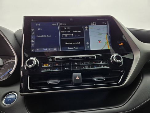 Used 2022 Toyota Highlander Limited image 19