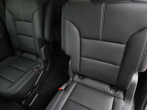 New 2026 GMC Acadia Elevation w/ Elevation Premium Package image 5