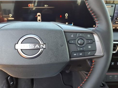 New 2026 Nissan Sentra SR FWD image 10