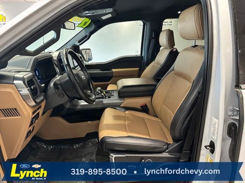 Used 2022 Ford F150 Lariat w/ Equipment Group 502A High image 4