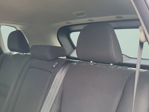 Used 2024 Nissan Rogue S FWD image 10